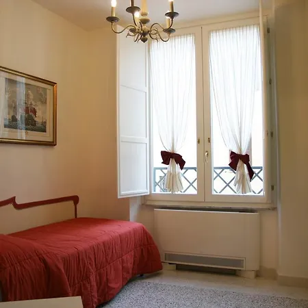 Silver Fern Apartment Rom